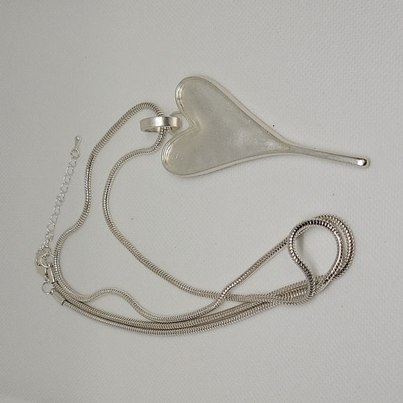 Felt's Fun Finds Jewelry - Heart 3" Silver Tone 32" + 3" Extension Necklace